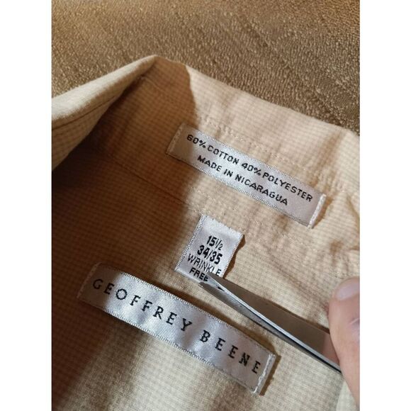 Geoffrey Beene brand Button Down Shirt - Size: 15 1/2      34/35     (0754) - Picture 7 of 9